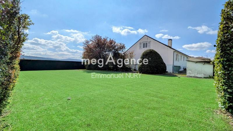 Maison - 202 m² - 7 pièces