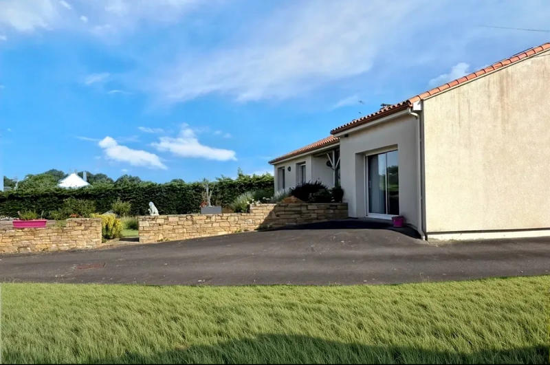 Maison - 148 m² - 6 pièces