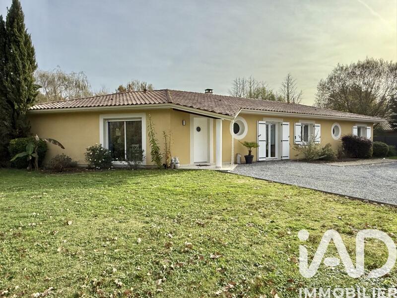 Maison - 153 m² - 8 pièces