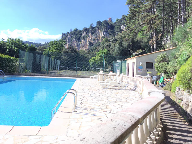 Appartement - 79 m² - 4 pièces