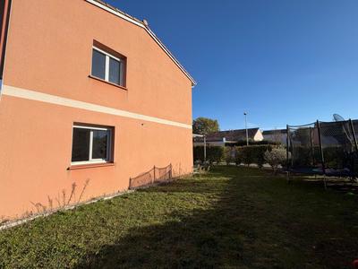 Maison - 88 m² - 5 pièces