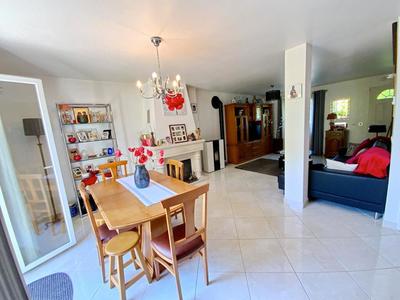 Maison - 115 m² - 6 pièces