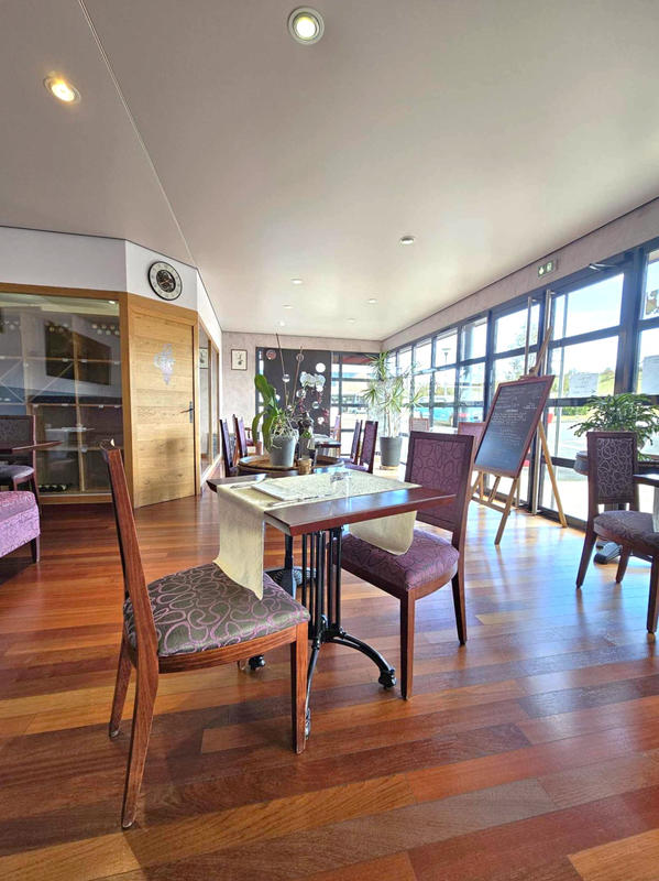 Fonds de commerce - Magasins - 180 m²