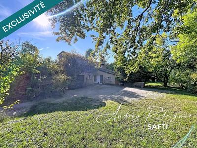 Maison - 166 m² - 7 pièces