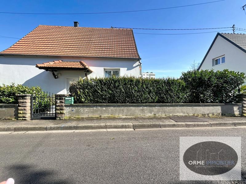 Maison traditionnelle - 110 m² - 5 pièces