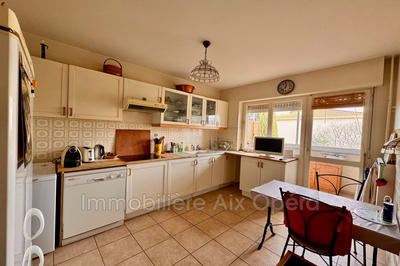 Appartement - 92 m² - 4 pièces