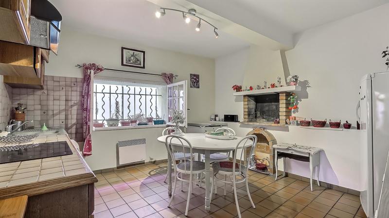 Maison - 111 m² - 4 pièces