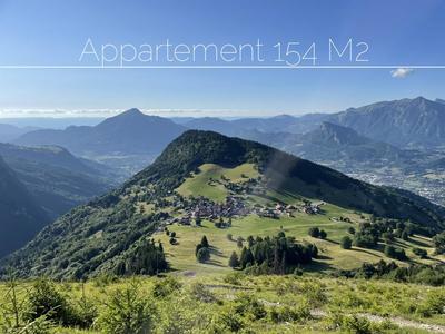 Appartement - 154 m² - 3 pièces