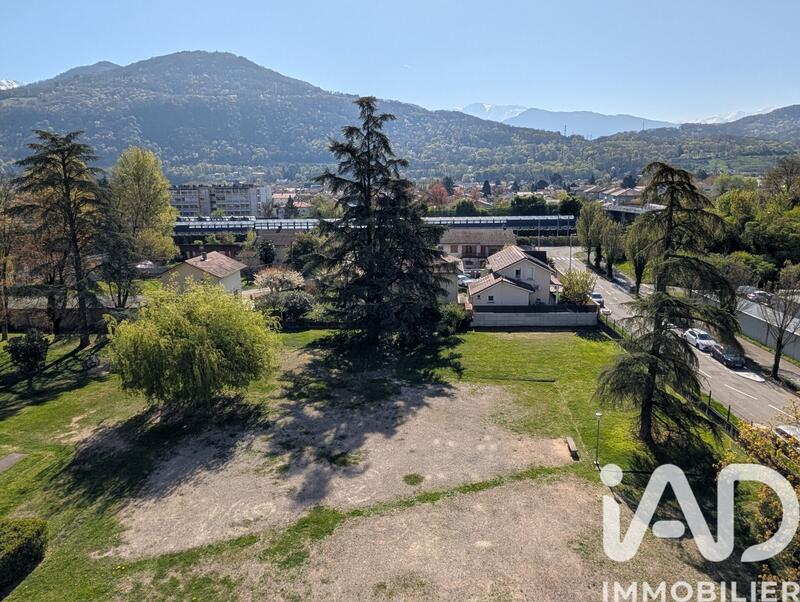 Appartement - 86 m² - 4 pièces