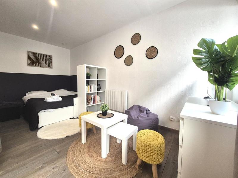 Studio - 18 m² - 1 pièce