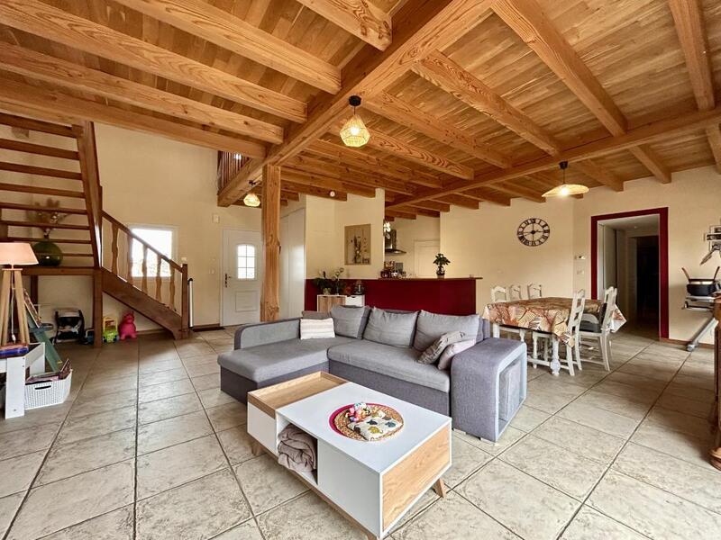 Maison - 146 m² - 5 pièces