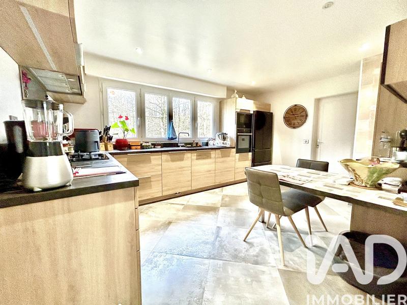 Maison de maîtres - 156 m² - 8 pièces