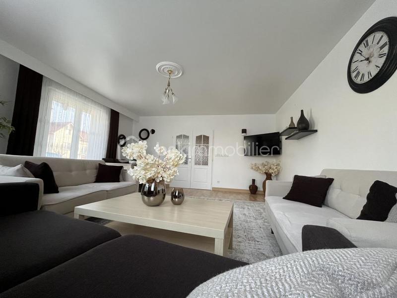 Pavillon - 120 m² - 5 pièces