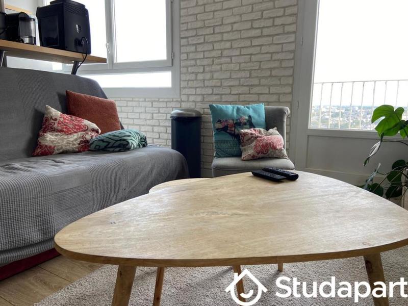 Chambre - 12 m² - 1 pièce