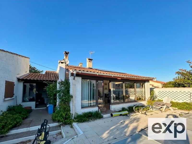 Maison - 92 m² - 5 pièces