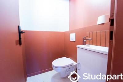 Chambre - 11 m² - 1 pièce