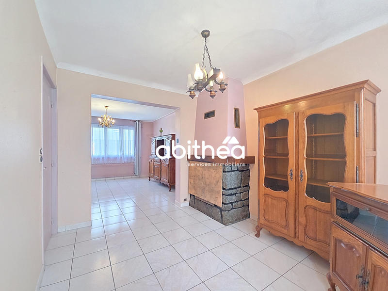 Maison - 90 m² - 4 pièces