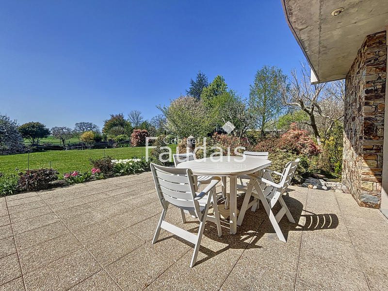 Maison - 171 m² - 6 pièces