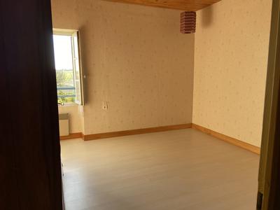 Maison traditionnelle - 352 m² - 23 pièces