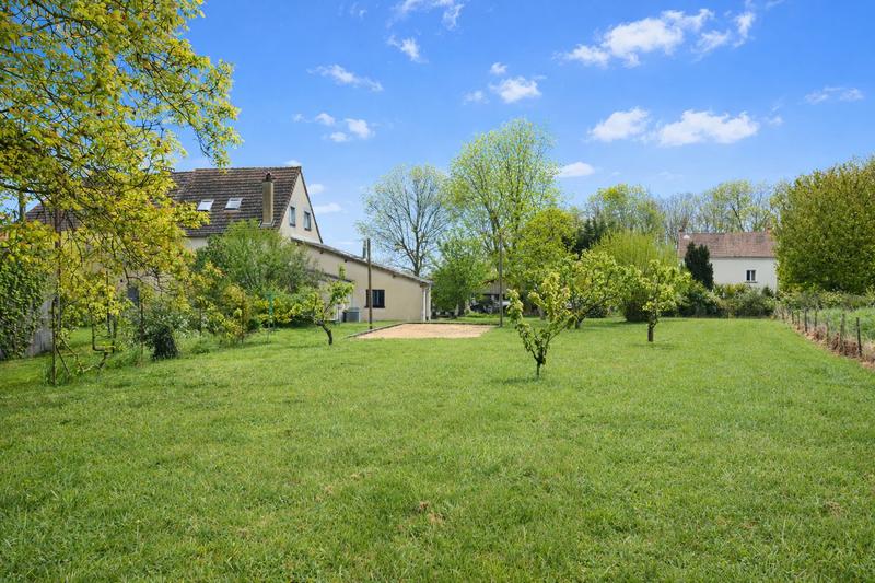 Maison - 195 m² - 6 pièces