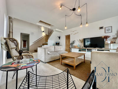 Maison ancienne - 196 m² - 6 pièces