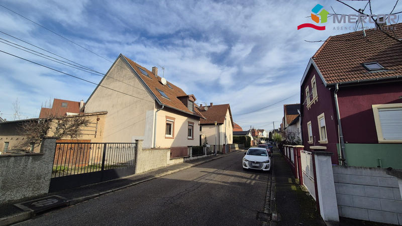 Maison - 136 m² - 5 pièces