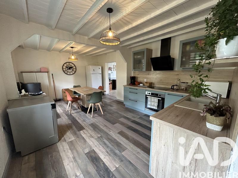 Maison - 152 m² - 6 pièces