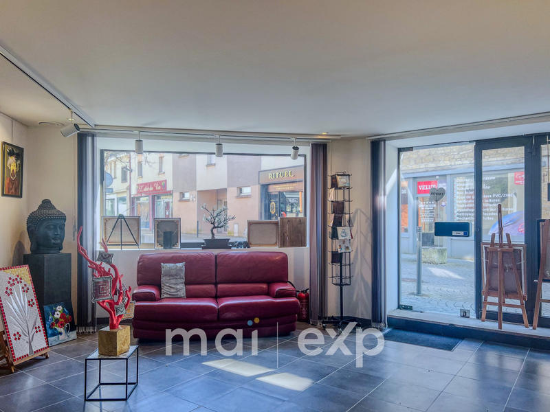 Maison - 199 m² - 5 pièces