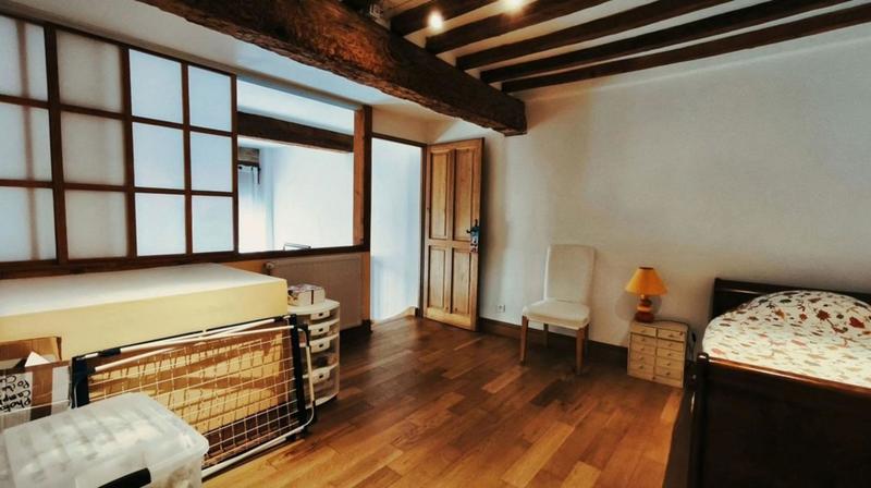 Studio - 152 m² - 5 pièces