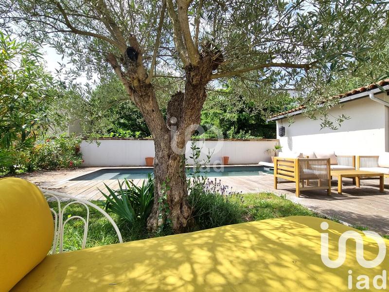 Maison - 199 m² - 6 pièces