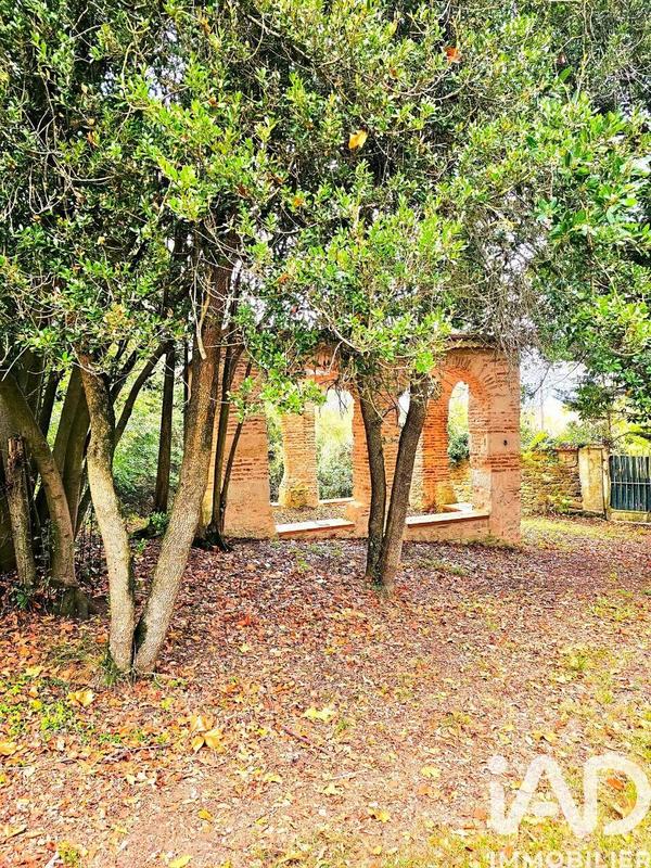 Château - 800 m² - 17 pièces