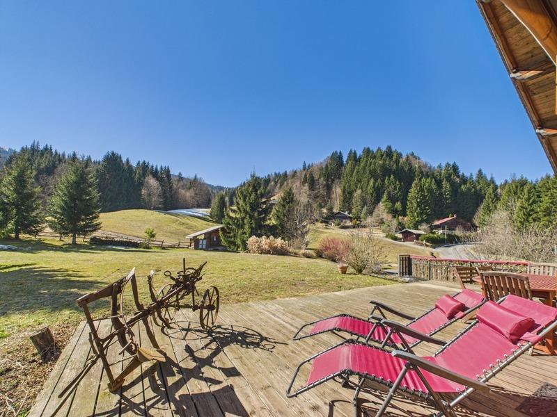 Châlet - 304 m² - 9 pièces