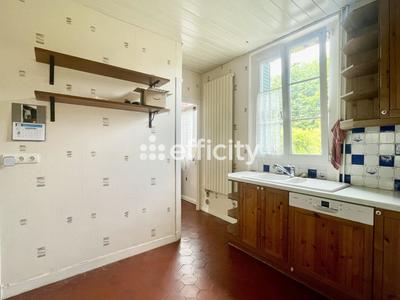 Maison - 114 m² - 7 pièces