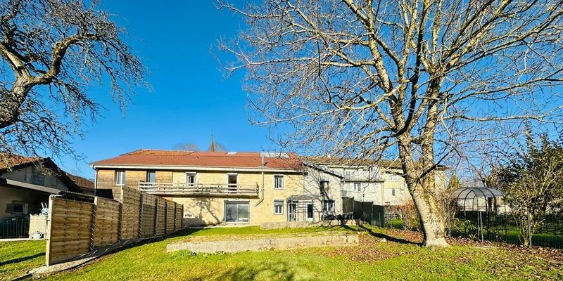 Maison de village - 130 m² - 5 pièces