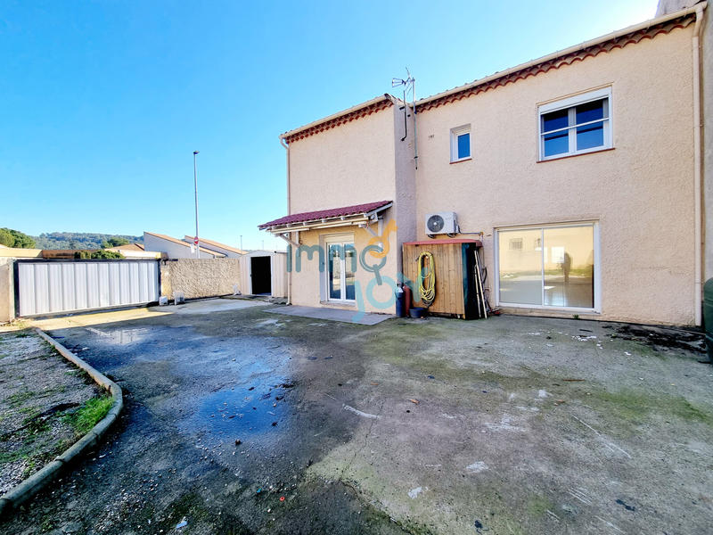 Maison - 140 m² - 5 pièces