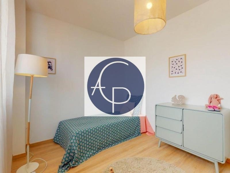 Appartement - 88 m² - 4 pièces