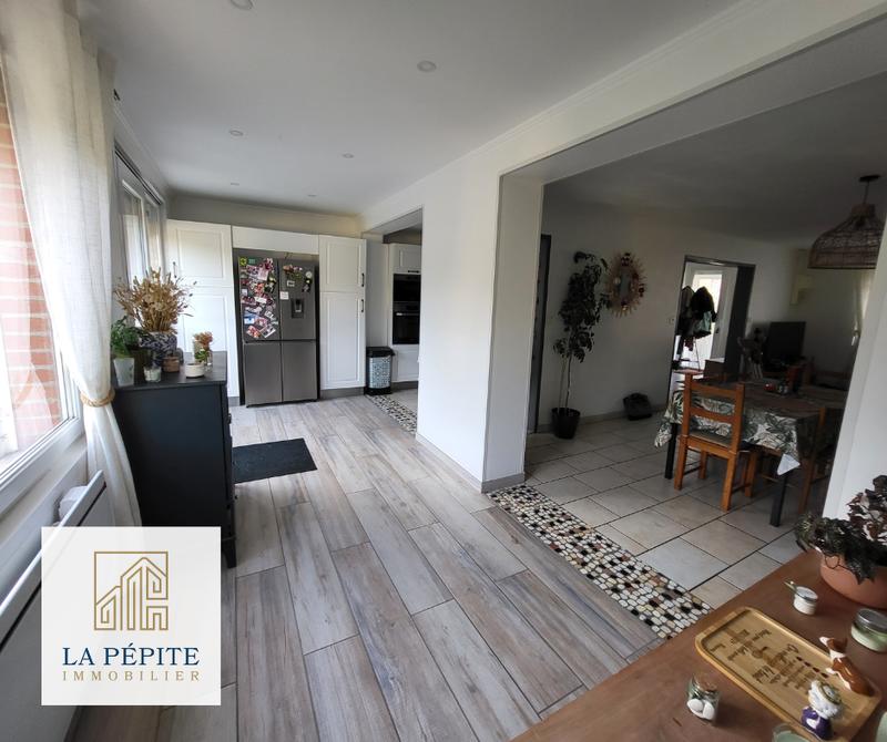 Maison - 89 m² - 5 pièces