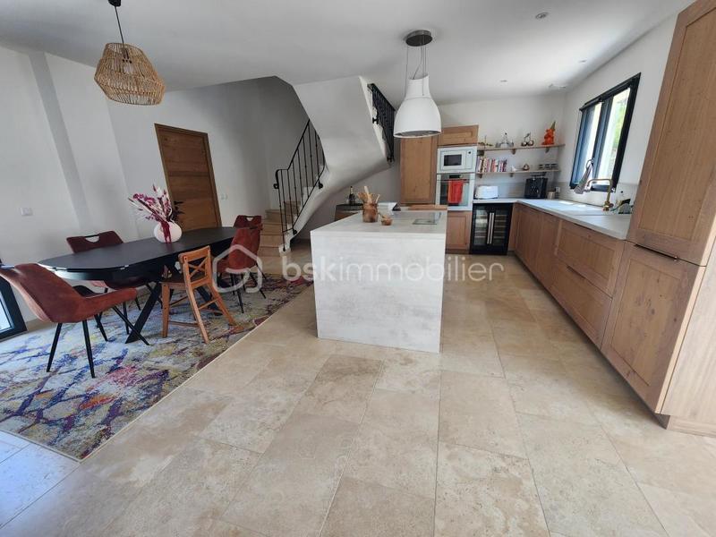 Maison - 123 m² - 6 pièces