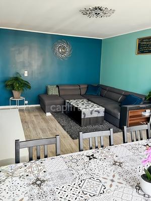 Appartement - 90 m² - 4 pièces