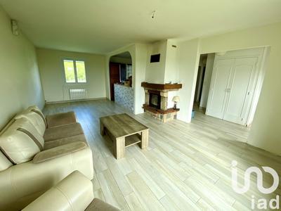 Maison - 93 m² - 5 pièces