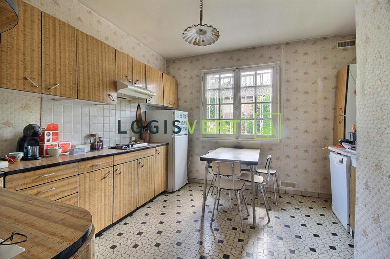 Maison - 170 m² - 8 pièces