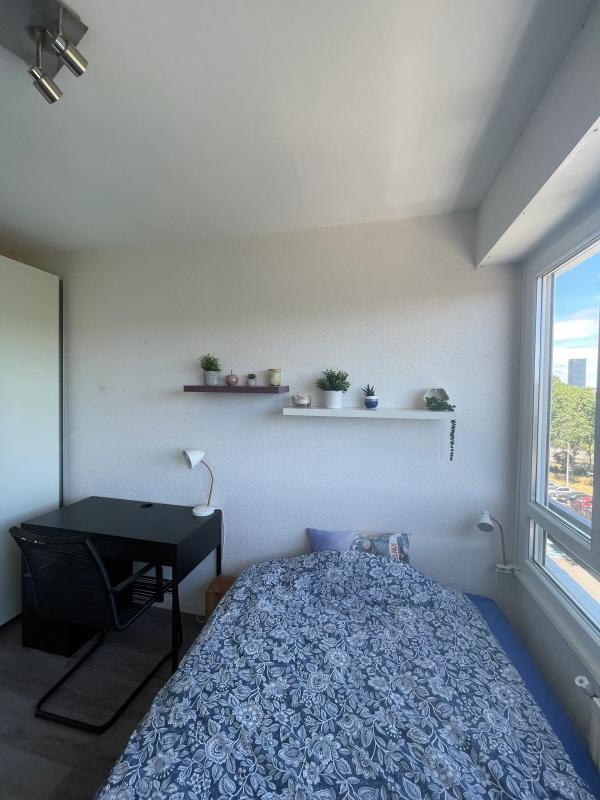 Appartement - 76 m² - 4 pièces