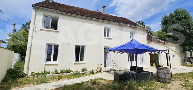 Maison en pierre - 80 m² - 4 pièces