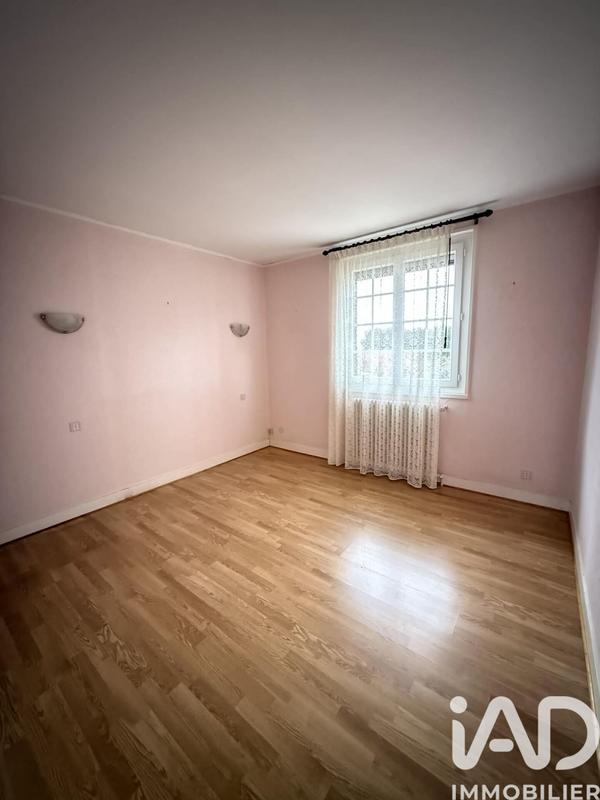 Maison - 98 m² - 6 pièces