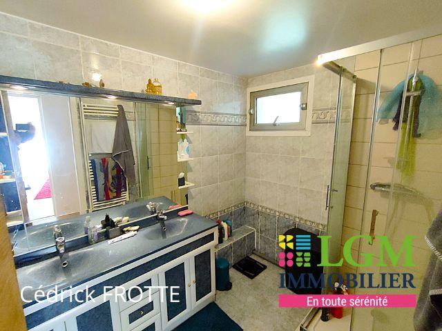 Appartement - 132 m² - 4 pièces