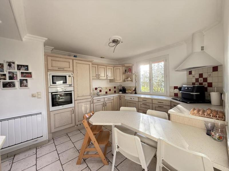 Maison - 122 m² - 6 pièces