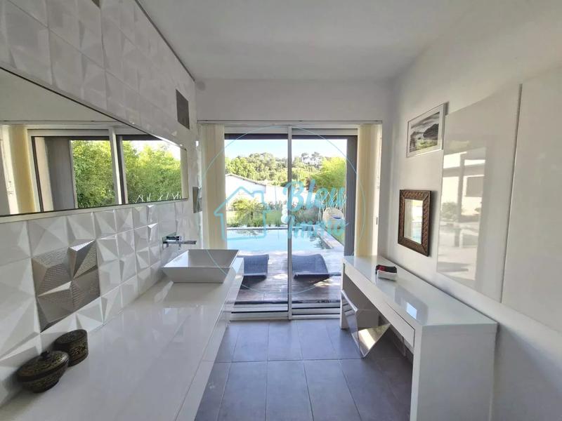 Villa - 175 m² - 5 pièces