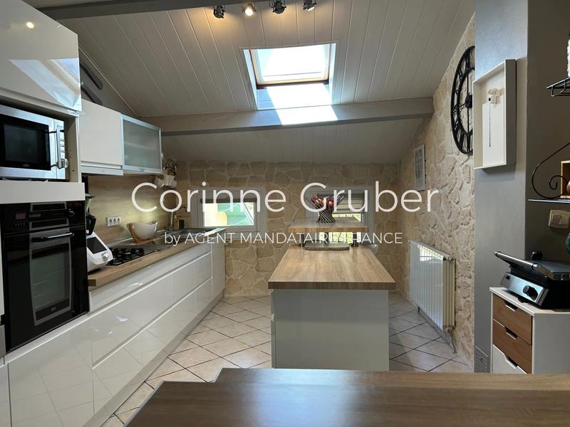 Maison - 101 m² - 4 pièces