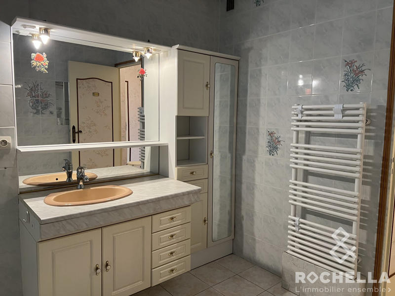 Maison - 104 m² - 4 pièces