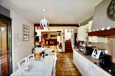 Maison - 189 m² - 7 pièces